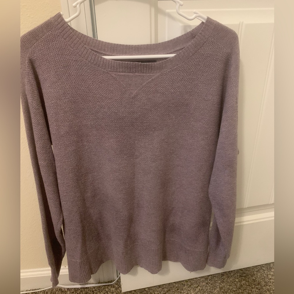 American Eagle Light Lavender Sweater Medium